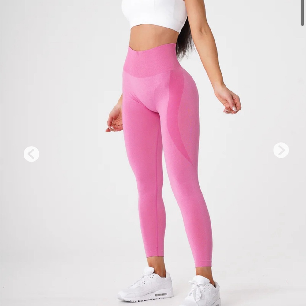 NVGTN Bubble Gum Pink Contour Seamless Leggings